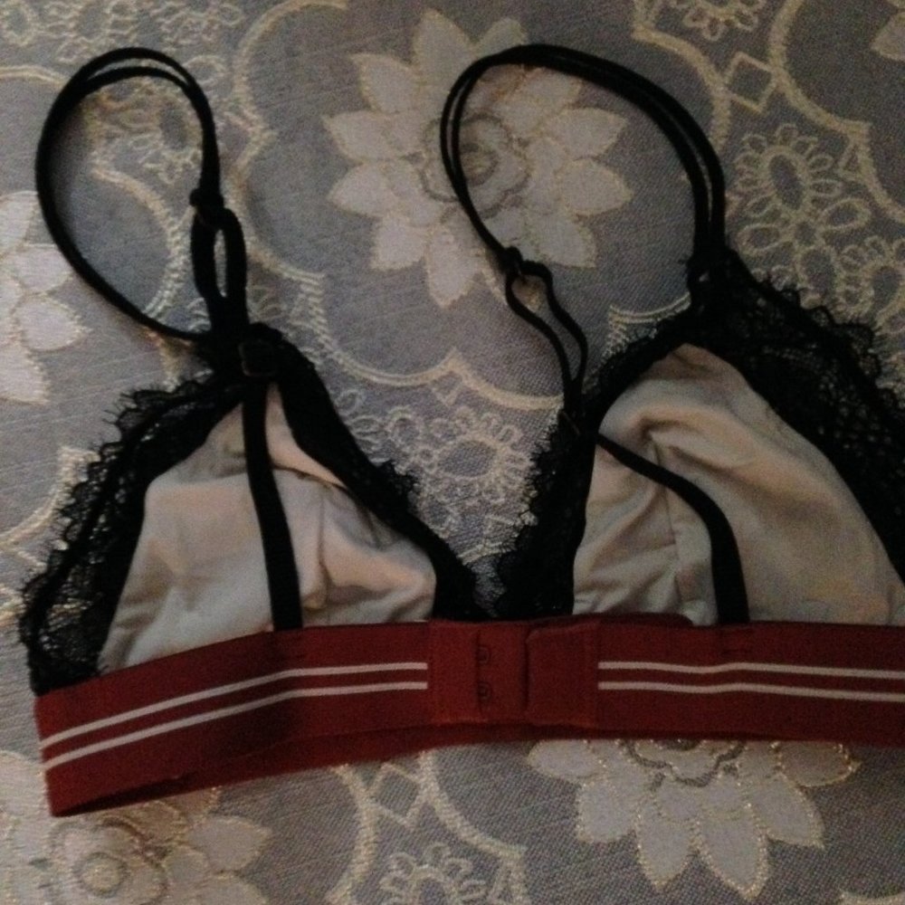 Small H&M Stars Bra - Picture 3 of 7